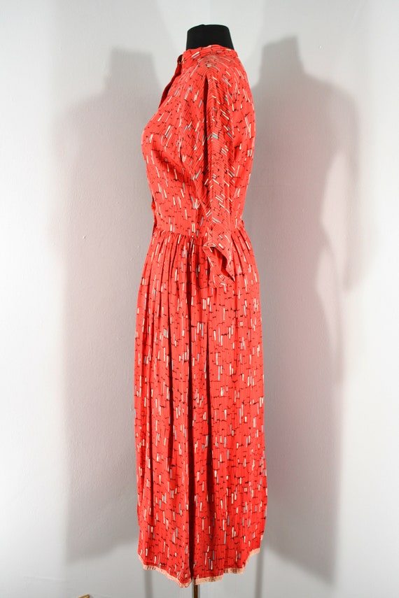 1940s Red Rayon Abstract Print Dress, Small to Me… - image 5