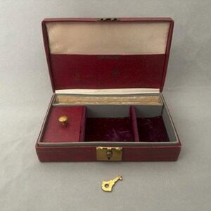 1940s Dark Red Faux Leather Men