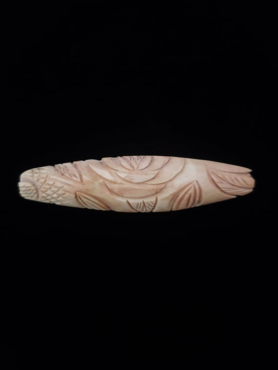 1900s Floral Carved Bone Bar Brooch | Late 19th t… - image 1