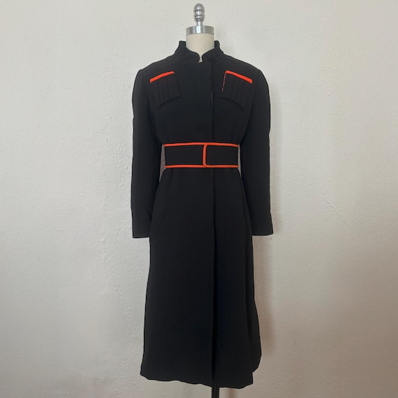 1970s Midi Length Wool Coat With Belt, by Gloria Sachs  display picture 3