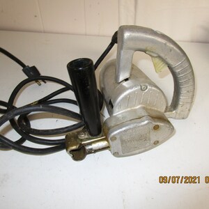 Vintage Win ZIPP Saw.