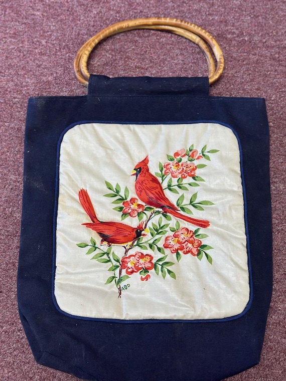 Vintage "Heirloom Designs" hand bag