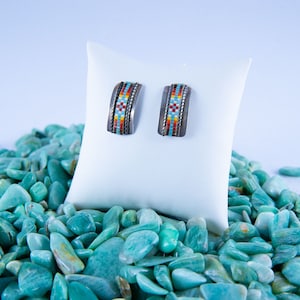 Vintage Navajo Elongated Earrings with Bead and Rope design