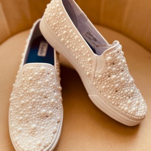 white wedding keds