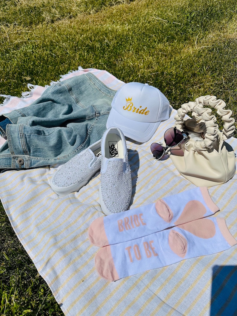 Furgonetas de boda con plataforma sin cordones imagen 1