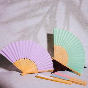 10 abanicos de seda personalizados grabados con láser, abanicos con texto personalizado grabado/impreso, abanicos de boda con monograma, eventos especiales, regalos de fiesta
