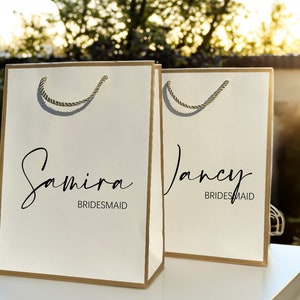 White Gift Bag With Rope Handles, Personalised Bridesmaid Gift Bag, Name Gift Bags, Bow Ribbon Bag, Birthday present bag, Bridal Party Bags