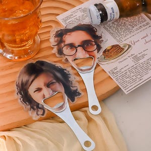 Personalized leather keychain bottle opener, customizable groomsmen gift, party favors,high quality wine opener best man gifts