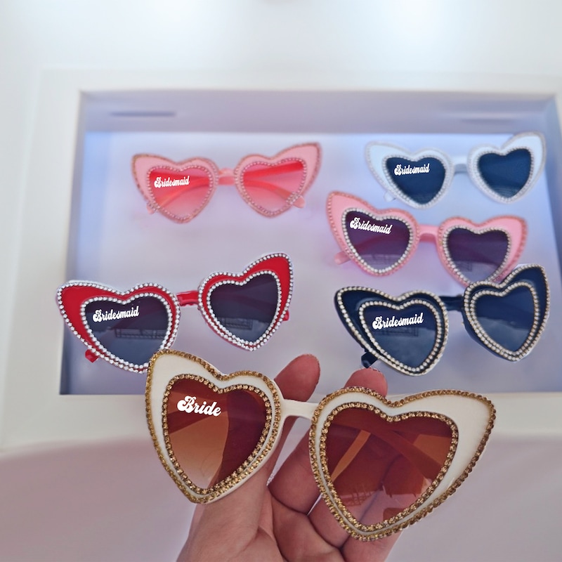 Heart Shaped Embellishment Sunglasses main image 1