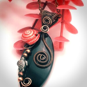 Black agate turtle, seashell pendant, wire wrapped black agate pendant, black agate pendant, turtle pendant, turtle jewelry, turtle necklace
