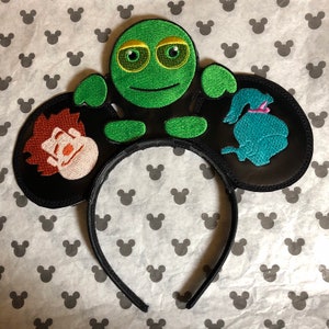 Wreck it Ralph Disney Inspired Mickey Minnie Mouse Ears Breaks the Internet