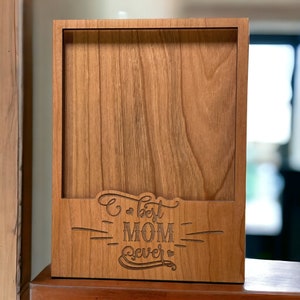 Lasergraverad tavelram i körsbärsträ - Bästa mammapresenten