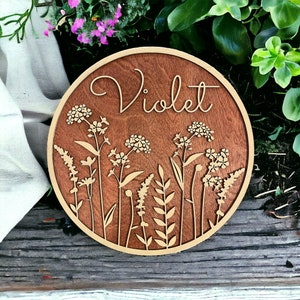 Round Wood Custom Name Sign, Girls Room Sign, Nursery Name Sign. Floral Nursery Sign