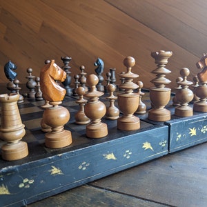 French Knight Black Mahogany Chess Set [RCPB101] - $240.00 - Regency Chess  - Finest Quality Chess Sets, Boards & Pieces