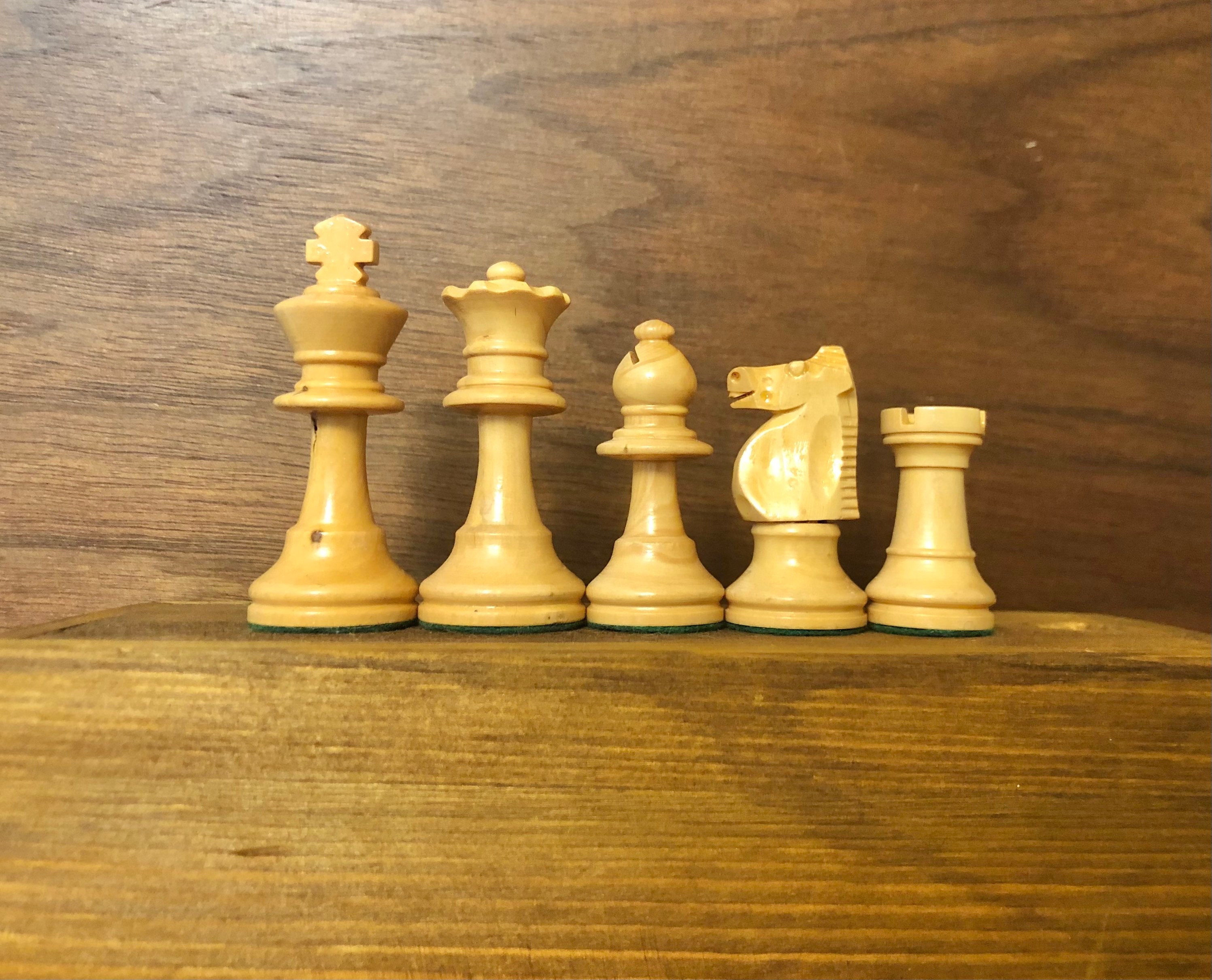 Analysis Chess Set