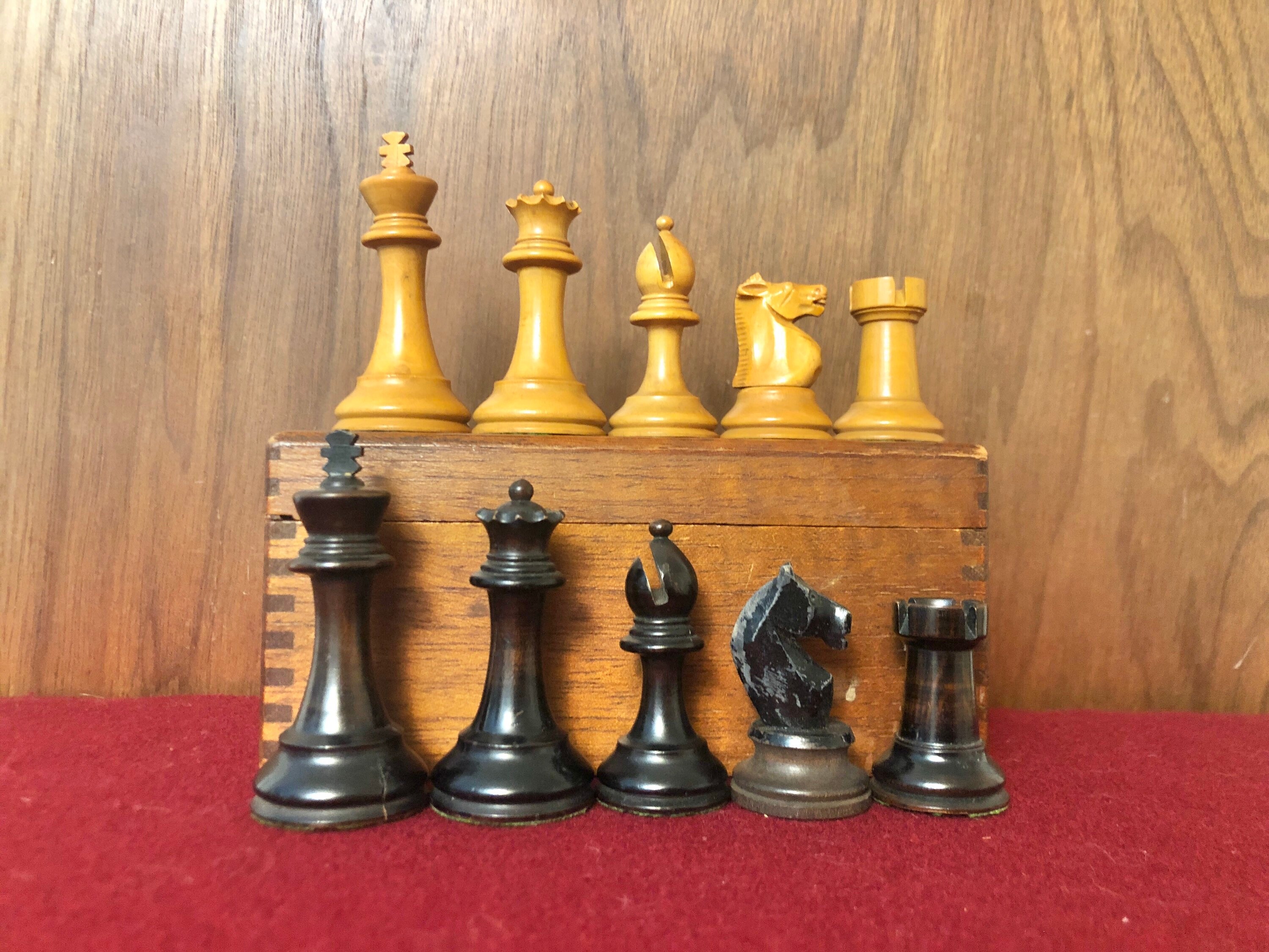 Buy Old Vintage English Staunton Series Chess Pieces in Sheesham Online