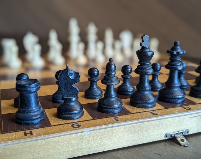 West German Chess Set With Folding Board Lot #627 - Etsy