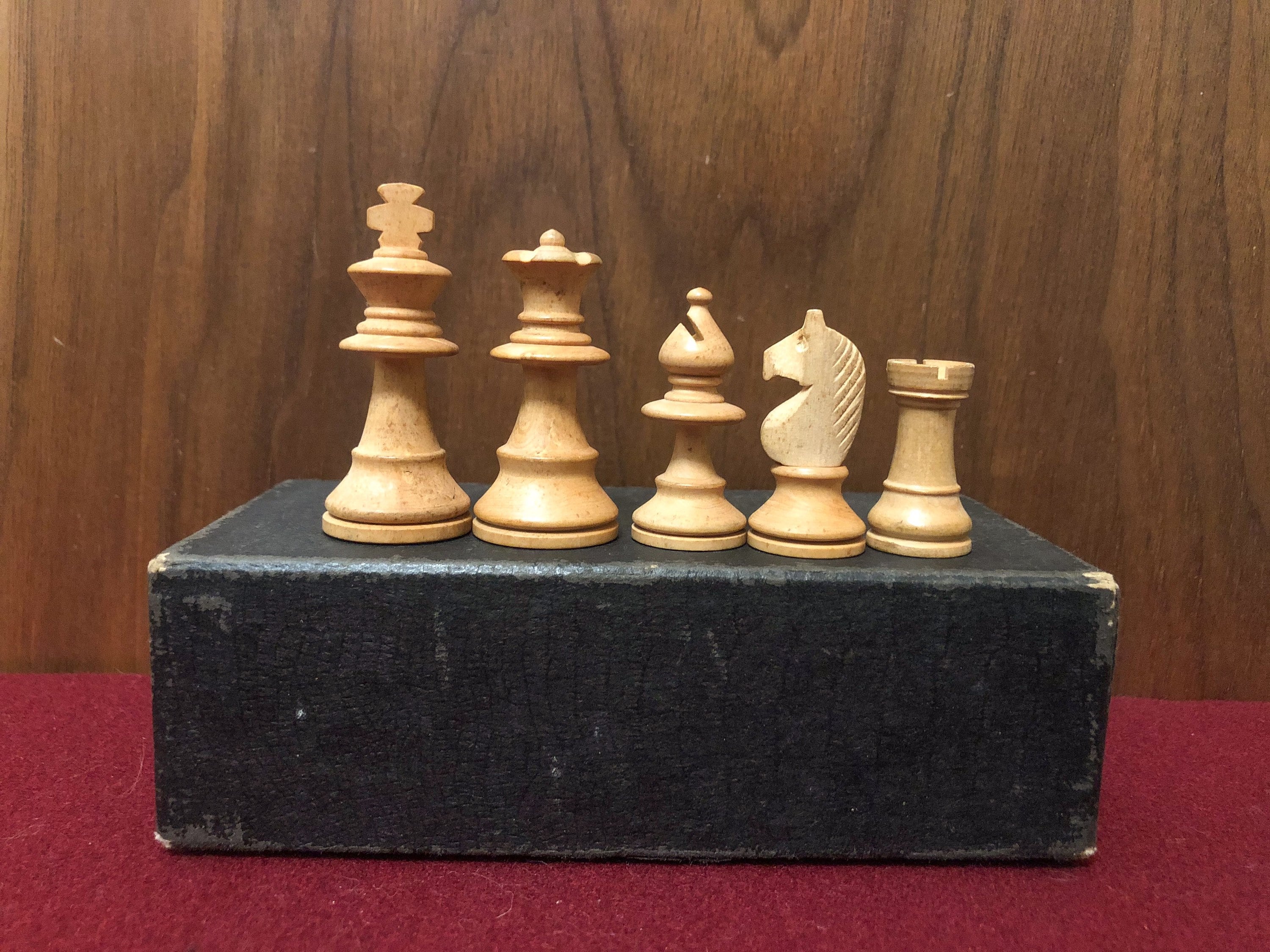 Paul Morphy Staunton 3.5" Chessmen in Golden Rose & Box Wood with Storage Box 