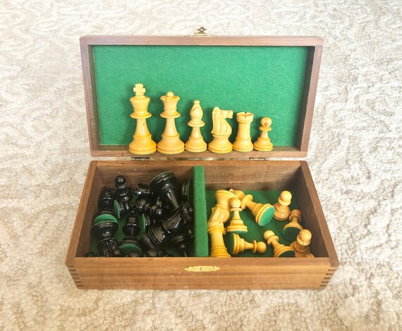 Vintage Lardy Analysis Staunton Chess Set Lot 364 