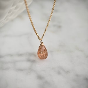 Dainty Sunstone Teardrop Necklace, 14K Gold Filled Chain Necklace, Orange Necklace, Gemstone Necklace, Gift for Her, Layering  Necklace