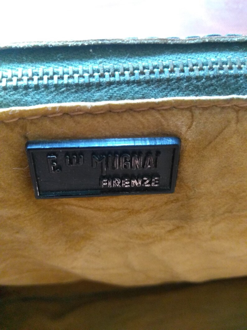 Italian made Superb brown leather bag from Mugnai brand