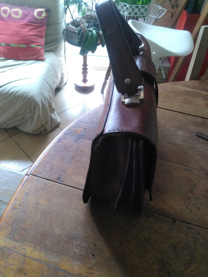 Italian made Superb brown leather bag from Mugnai brand