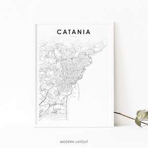 Könnte beinhalten: Eine Schwarzweißkarte von Catania, Italien, mit dem Stadtnamen und dem Text "Modern Layout" unten.