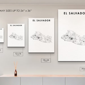 K&ouml;nnte beinhalten: Vier verschiedene Gr&ouml;&szlig;en eines Schwarzwei&szlig;drucks einer Karte von El Salvador. Der Druck ist in den Gr&ouml;&szlig;en 8x10 Zoll, 12x16 Zoll, 18x24 Zoll und 24x36 Zoll erh&auml;ltlich.