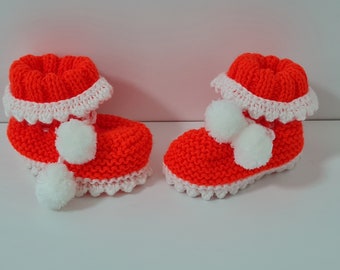 Hand knitted unisex baby boots, Baby booties, Orange booties with white tassels, PomPom booties, Baby shoes, Baby slippers