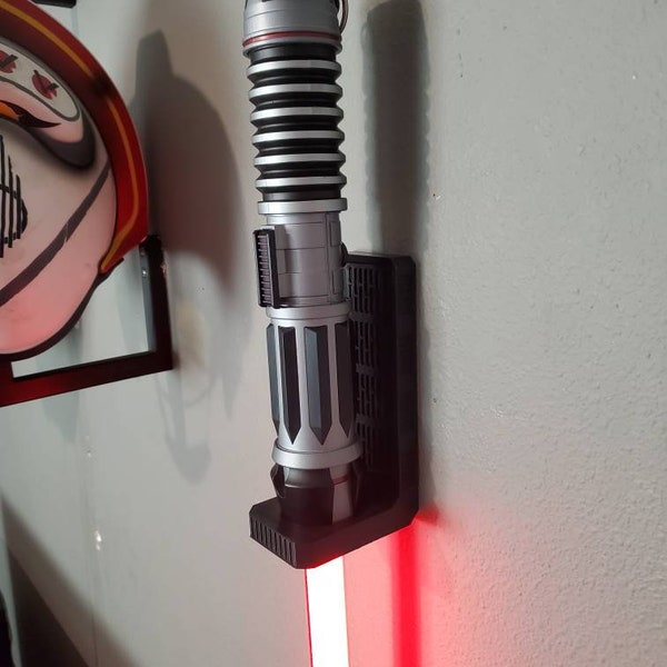 Customizable Star Wars Wall Mounts for Savi's Workshop Sabers and Disney Legacy Sabers | Decor, Prop, Cosplay, Holder