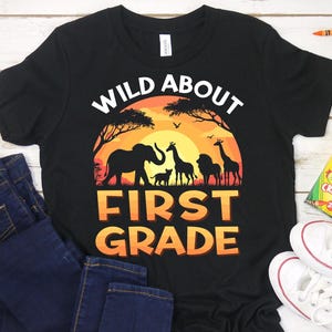 Wildes Erstklässler Shirt, Zootiere Zurück zu Schult Shirt, 1.Klasse Erster Schultag Safari Shirt, Schul Safari Tiere Shirt