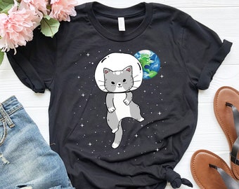 Cute Cat in Space Shirt | Catstronaut Shirt | Funny Kitten Cat Owner Gift | Cat Astronaut Shirt | Galaxy Shirt | Astronomy Shirt | Earth