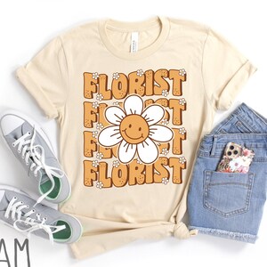Groovy bloemist shirt, Wildflower lachende Daisy bloemist shirt, leuk cadeau voor bloemist, bloemenwinkel shirt, bloemen arrangeur shirt, bloemist Tee