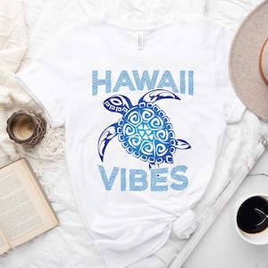 Tribal Sea Turtle Hawaii Vibes Shirt, Matching Hawaii Vacation Shirt, Polynesian Clothing, Maori Art, Tropical Island Shirt, Hawaii Trip