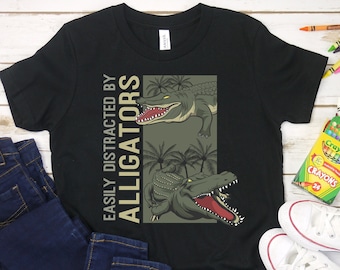 Facilmente distratto dalla camicia a coccodrillo / Divertente camicia a coccodrillo per bambini / Gator Lover Gift / Camicia a coccodrillo per ragazzi / Regalo divertente alligatore