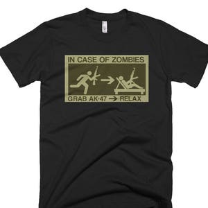 Camicia divertente Zombie | In caso di zombie camicia | Camicia di AK-47 | Prepper camicia | Prepper regalo | Regalo di zombie | SHTF camicia | T-shirt zombie