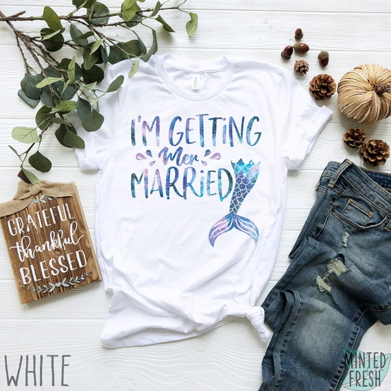 Cute Mermaid Bride Shirt, Mermaid Bridal Shower Shirt, Mermaid Bachelorette Party Shirt, Matching Mermaid Squad Shirt, Last Splash Shirt