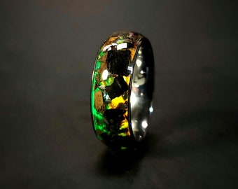 Anello fossile di Megalodon e T-Rex – Tungsteno, meteorite, opale da laboratorio