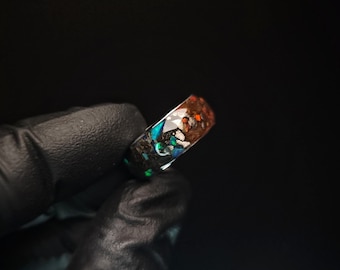 Anello in tungsteno autentico con osso di T-Rex, dente di Megalodonte, meteorite e opale