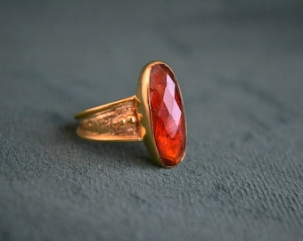 Dazzling Gold and Carneol Ring, 18K Gold Ring with Carneol Gemstone, Fire Red Gemstone Ring, Valentine's Day Gift for Her, Greek Jewelry