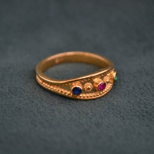 Mooie gouden Byzantijnse ring, 22K vergulde meerstenen ring met zirkonia, Etruskische ring, stenen cocktailring, Griekse ambachtelijke sieraden