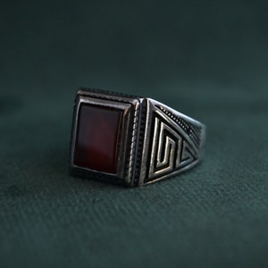 Byzantinischer Inspirierter Ring mit Karneol, 925 Silber Ring mit Edelstein, Mittelalterlicher Solitär Ring, griechischer Künstlerring