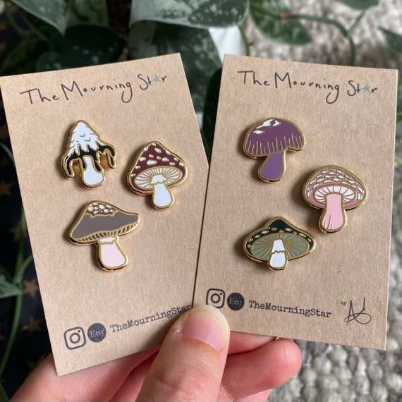 Mushroom and Bunny | Enamel Pin Mushroom and Bunny | Enamel Pin