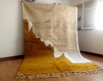 Handmade Moroccan rug ,  Woven  Style Morocco wool Rug, modern rug, Hand woven rug, Brown Or Camel Levels Rug