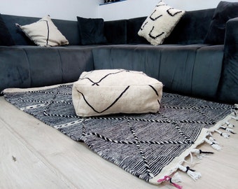 Zanafi authentic rug   WOOL handmade moroccan carpet 5.1x3.3 feet, Hand Woven zanafi, Moroccan rugs,berber carpet. Black rug