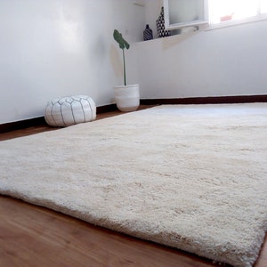 Authentic Moroccan Rug  - Gradient-Ivory Unique Color - Custom Rug - Shag Pile - hand woven morocco Carpet - Wool - rug from morocco teppich