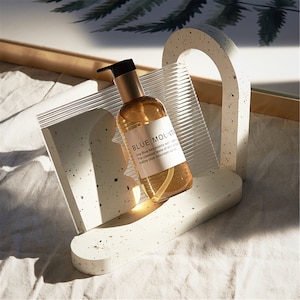 Wooden Photography Cube Props: Beauty Branding Display Set