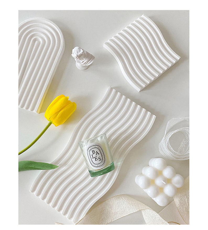 Accesorios de fotografía de yeso blanco: Exhibición de joyas y cosméticos imagen 6