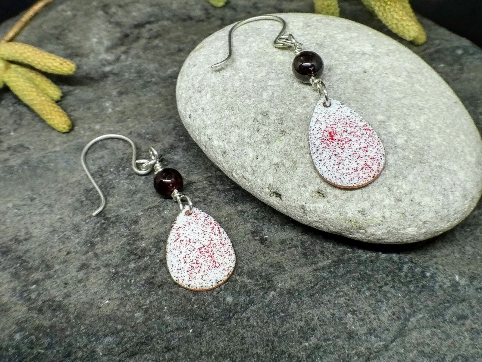 Enamel Hearts Earrings Miniblings Heart Enameled 16mm Valentine's Day Red Enamel Hearts Earrings Miniblings Heart Enameled 16mm Valentine's Day Red