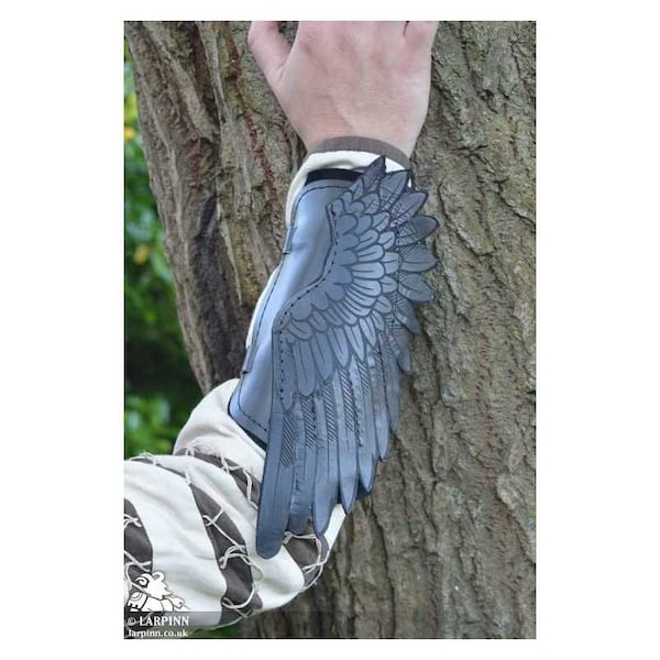 Raven Wing Bracers - Leather Vambracers for LARP, Cosplay, Ren Faire